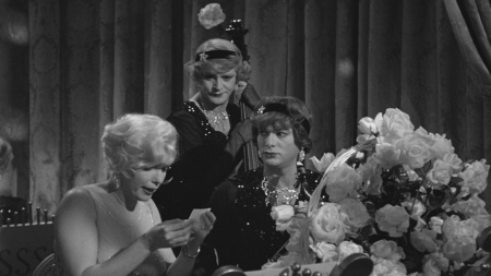     / Some Like It Hot (1959) 720p BDRip