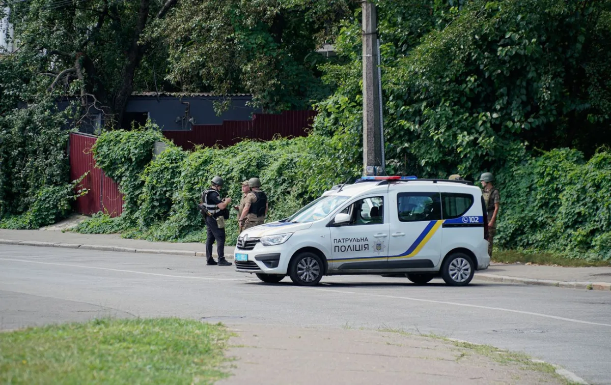 Обмеження руху вантажівок у Києві під час спеки: як це працює