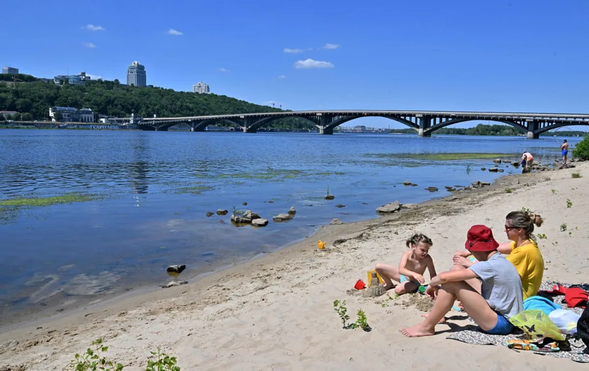 Де купатися небезпечно: ознаки забрудненої води в річці