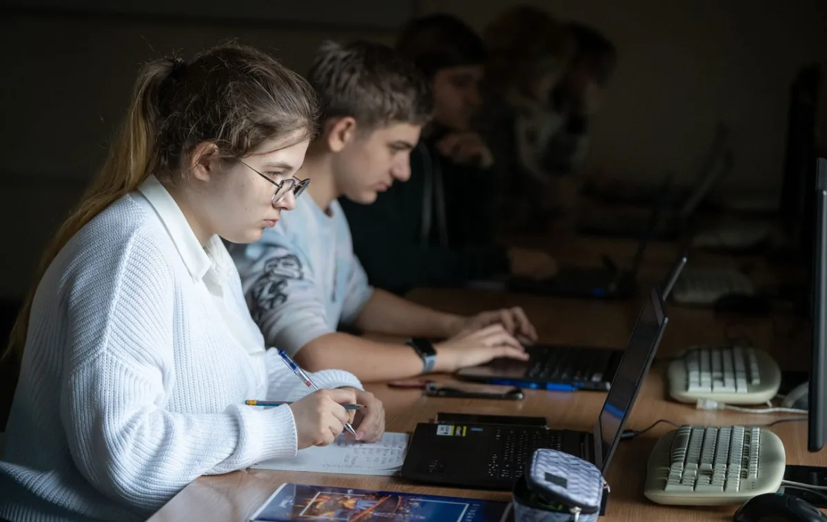 Як змінюватиметься старша школа в Україні: відмова від класів і вільний вибір предметів