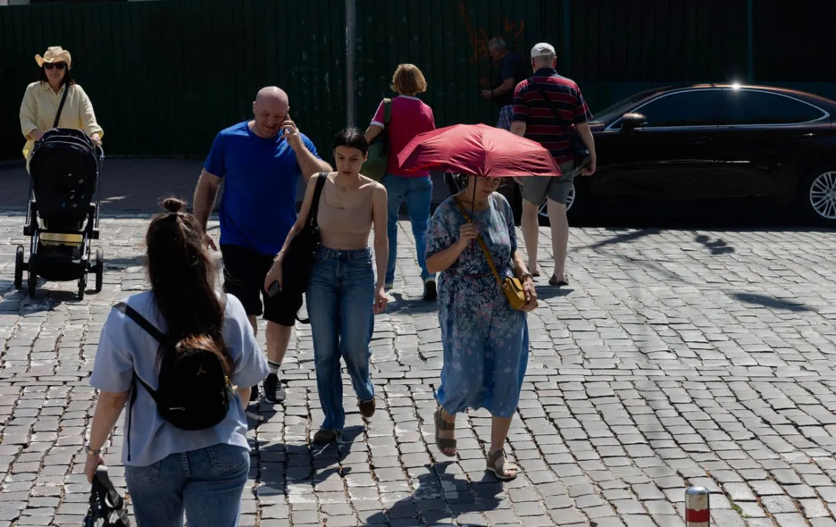 Погода 1 липня в Україні: спека до +38°C і грози на Закарпатті